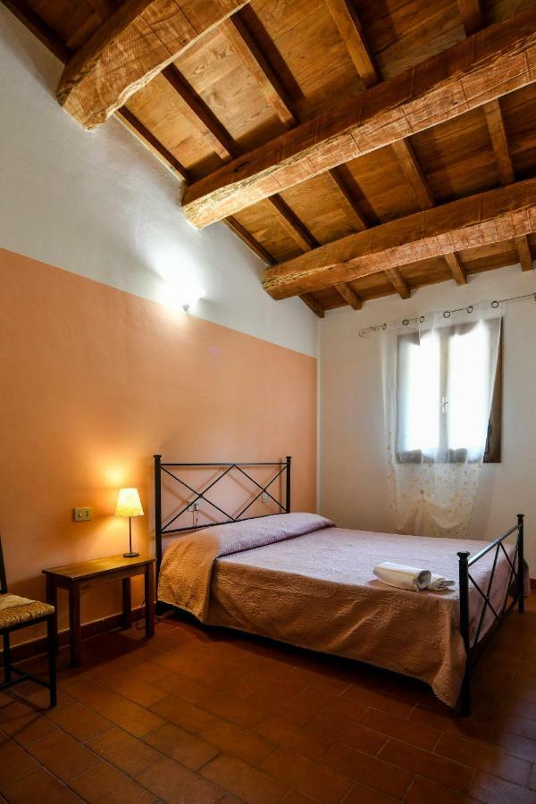 Agriturismo La Valle Dei Bronzetti 카시아 외부 사진